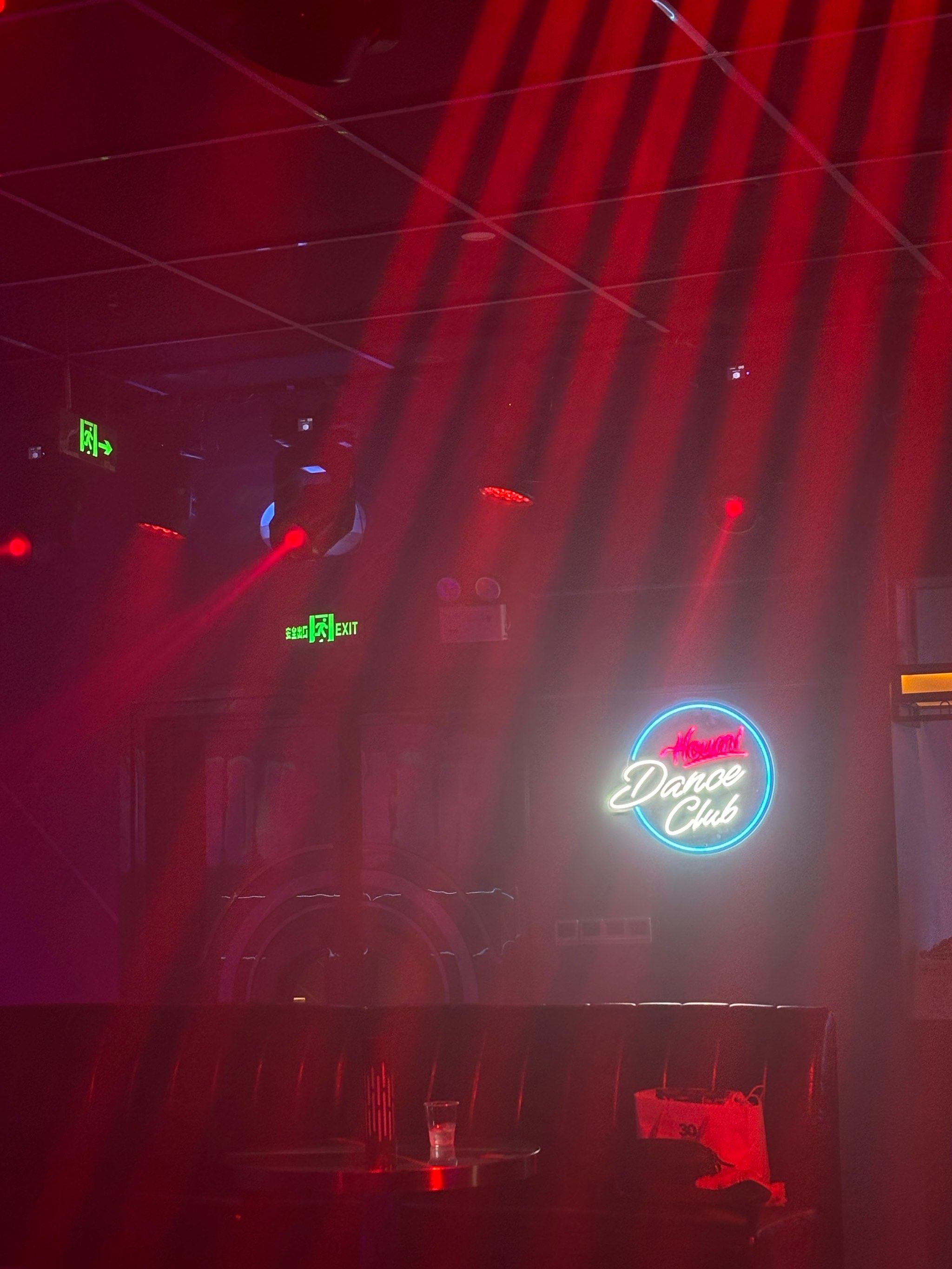 梅州商务ktv与中低端ktv区别解读-梅县区ktv预订